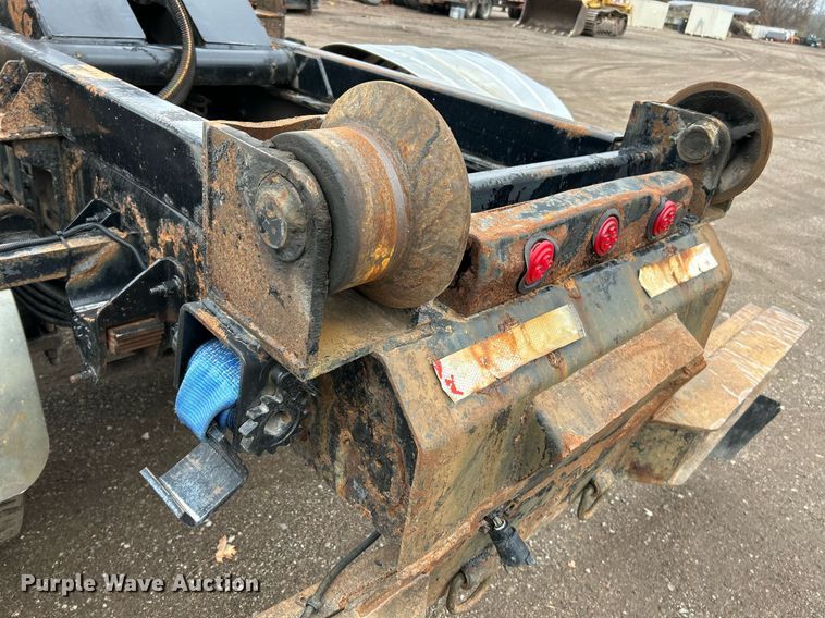 image for item NR9475 2014 Kenworth T370  rollback truck