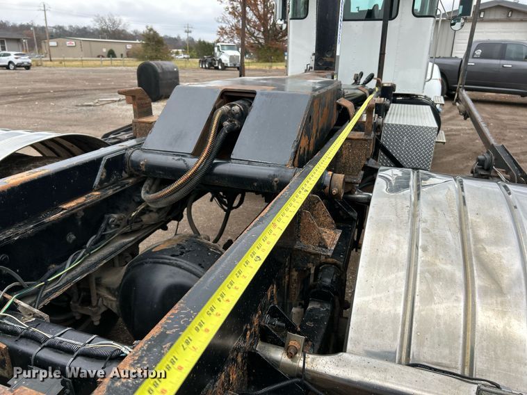 image for item NR9475 2014 Kenworth T370  rollback truck