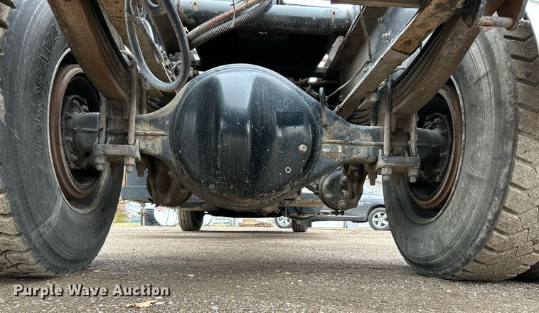 image for item NR9475 2014 Kenworth T370  rollback truck