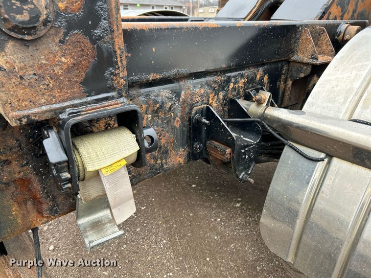 image for item NR9475 2014 Kenworth T370  rollback truck