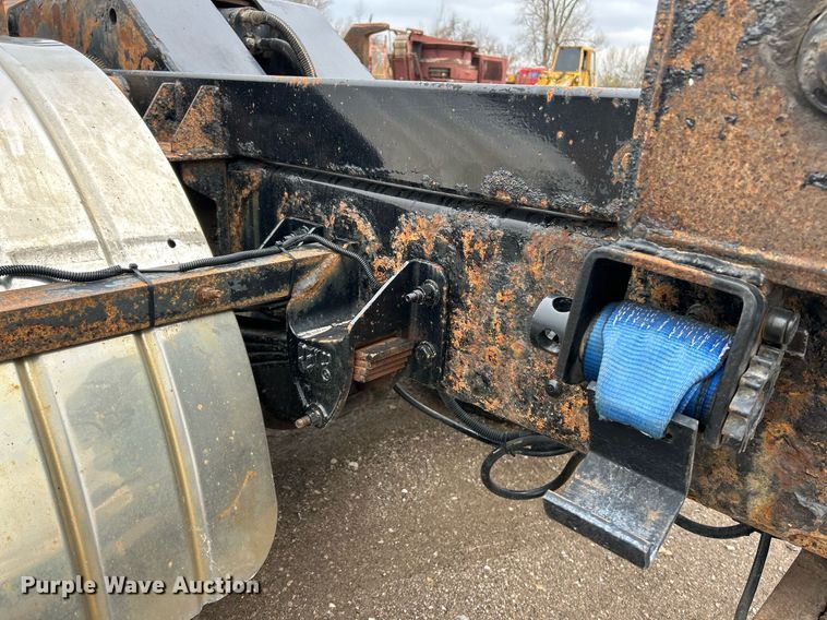 image for item NR9475 2014 Kenworth T370  rollback truck