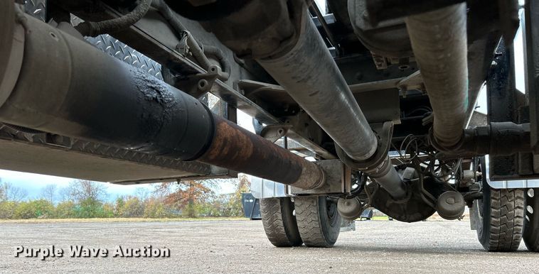 image for item NR9475 2014 Kenworth T370  rollback truck