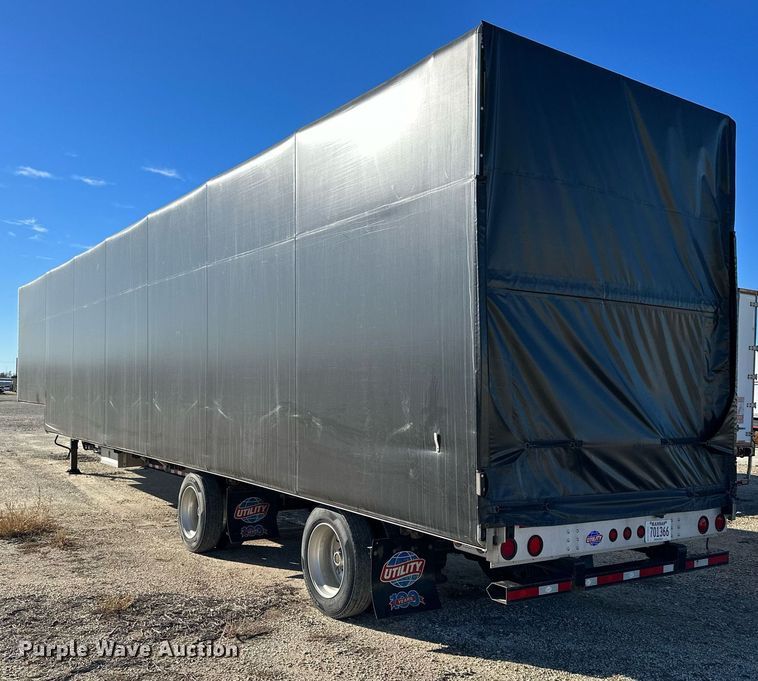 image for item NS9026 2020 Utility FS2CDHA side curtain trailer