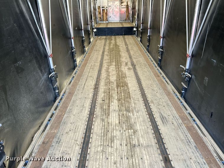 image for item NS9026 2020 Utility FS2CDHA side curtain trailer