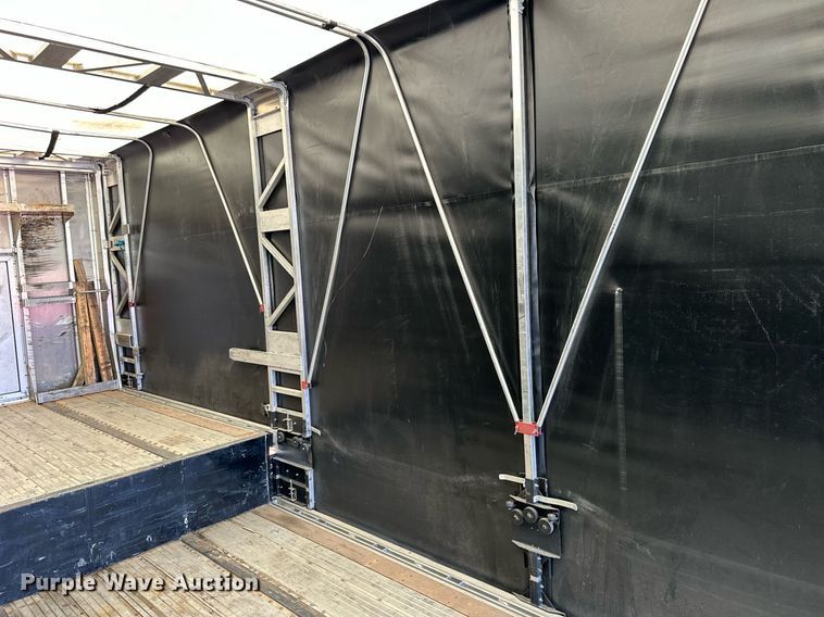 image for item NS9026 2020 Utility FS2CDHA side curtain trailer