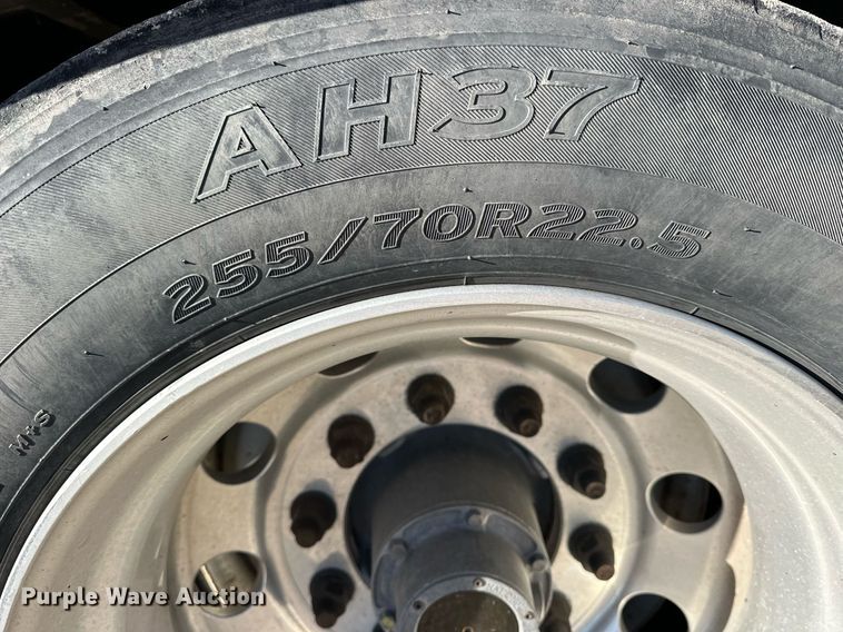 image for item NS9026 2020 Utility FS2CDHA side curtain trailer