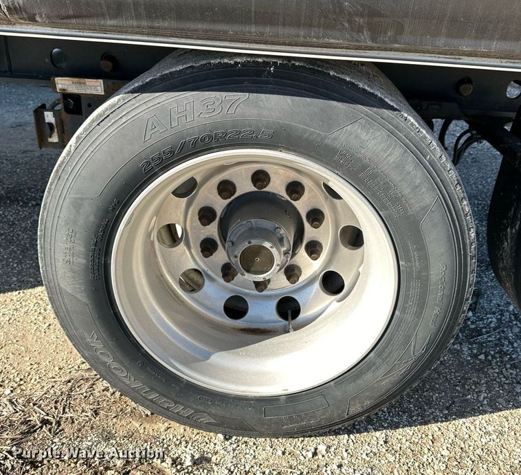 image for item NS9026 2020 Utility FS2CDHA side curtain trailer