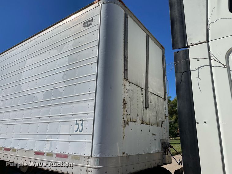 image for item NX9775 2000 Wabash  refrigerated van trailer