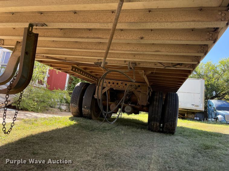 image for item NX9775 2000 Wabash  refrigerated van trailer