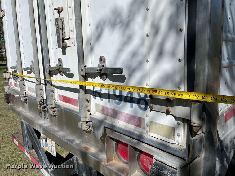 image for item NX9775 2000 Wabash  refrigerated van trailer