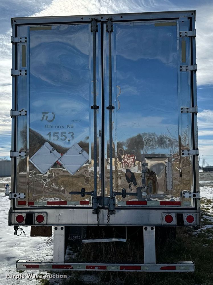 image for item NX9980 2009 Wabash  refrigerated van trailer