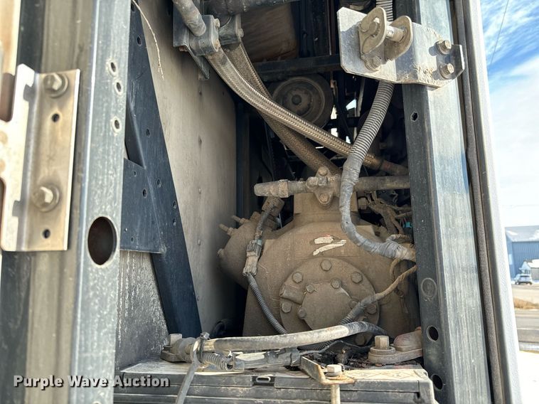 image for item NX9980 2009 Wabash  refrigerated van trailer