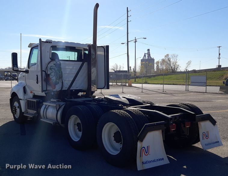 image for item OA9179 2018 International LT625  semi truck