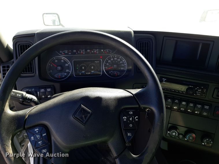 image for item OA9179 2018 International LT625  semi truck