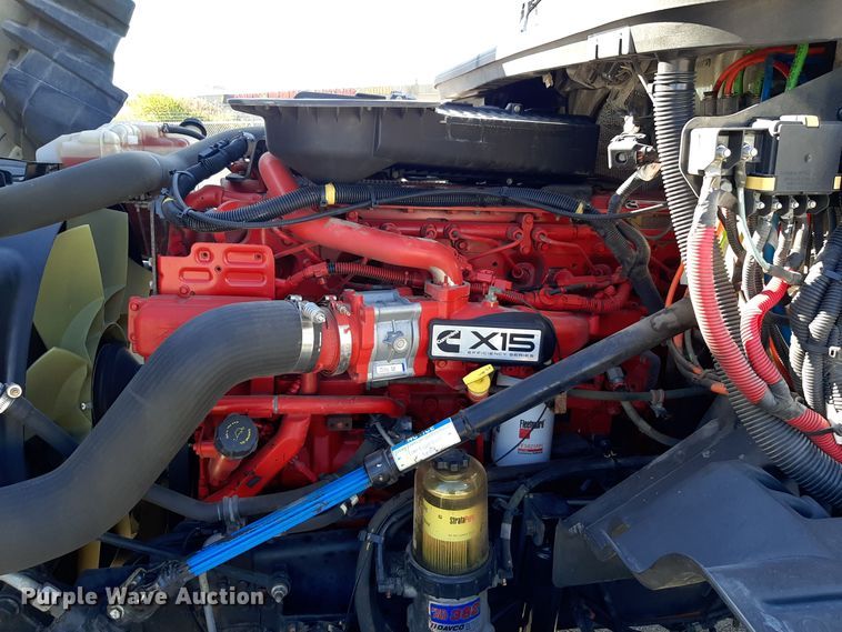 image for item OA9179 2018 International LT625  semi truck