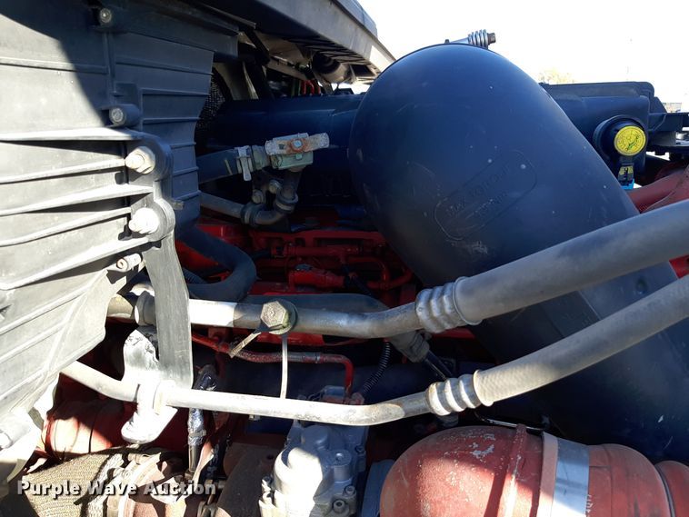 image for item OA9179 2018 International LT625  semi truck