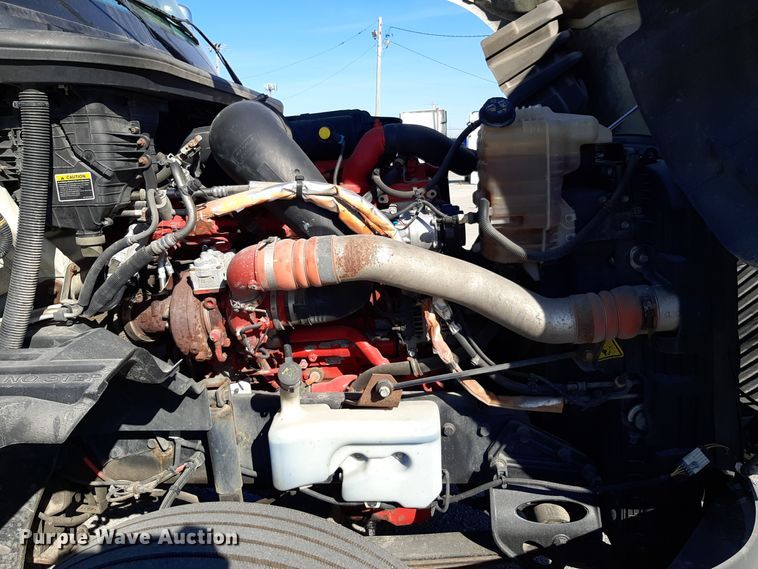 image for item OA9180 2018 International LT625  semi truck