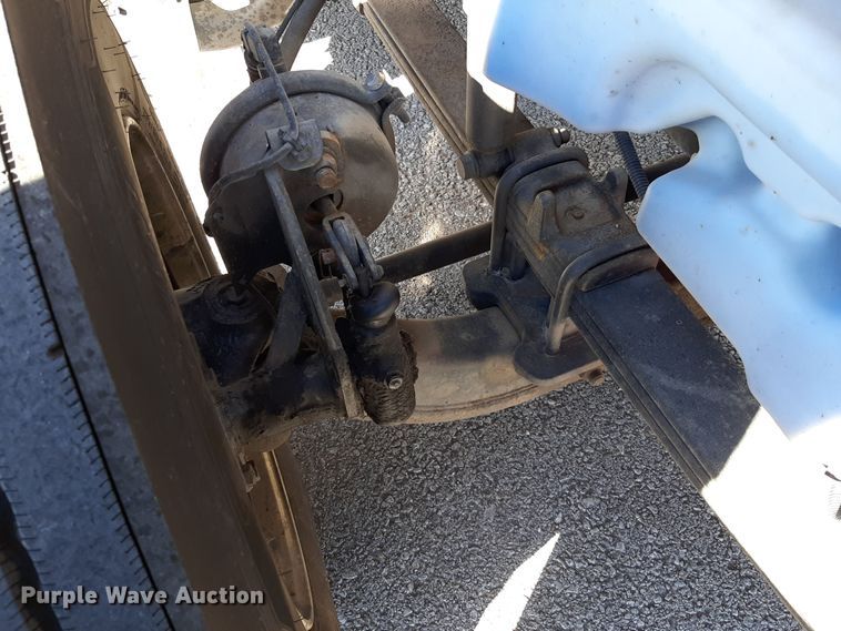 image for item OA9180 2018 International LT625  semi truck