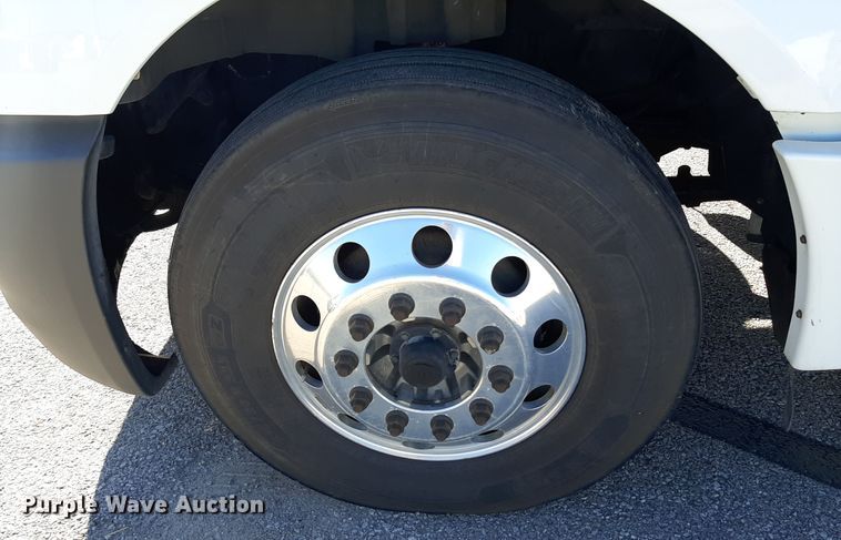 image for item OA9180 2018 International LT625  semi truck