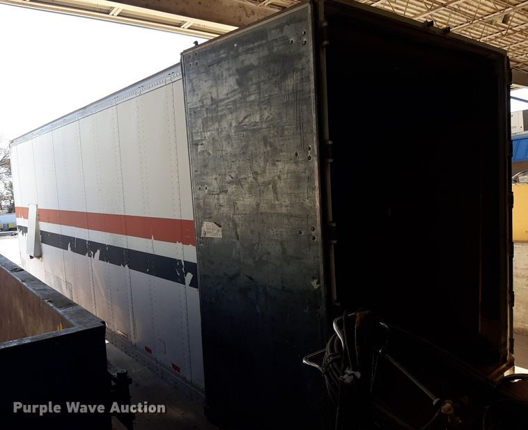 image for item OF9592 1989 Strick  dry van trailer