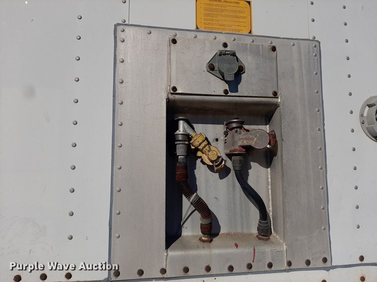 image for item OF9592 1989 Strick  dry van trailer