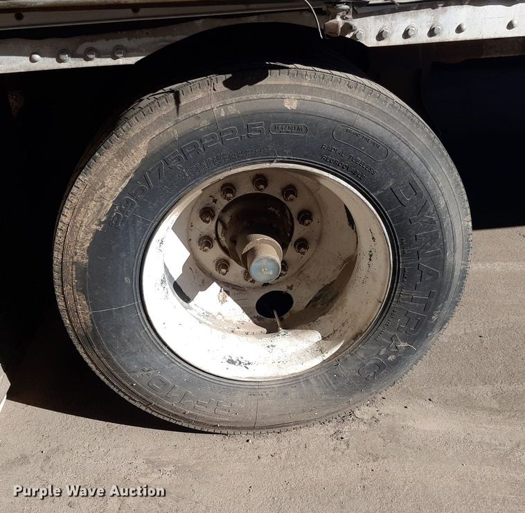 image for item OF9592 1989 Strick  dry van trailer