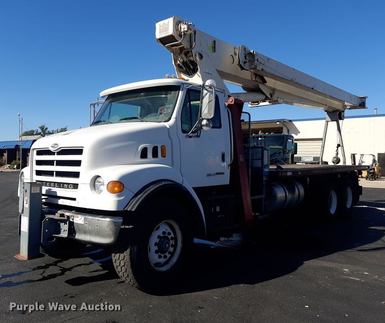 image for item OF9593 2002 Sterling LT7501  crane truck