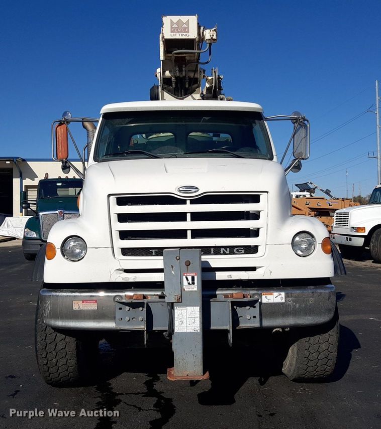 image for item OF9593 2002 Sterling LT7501  crane truck