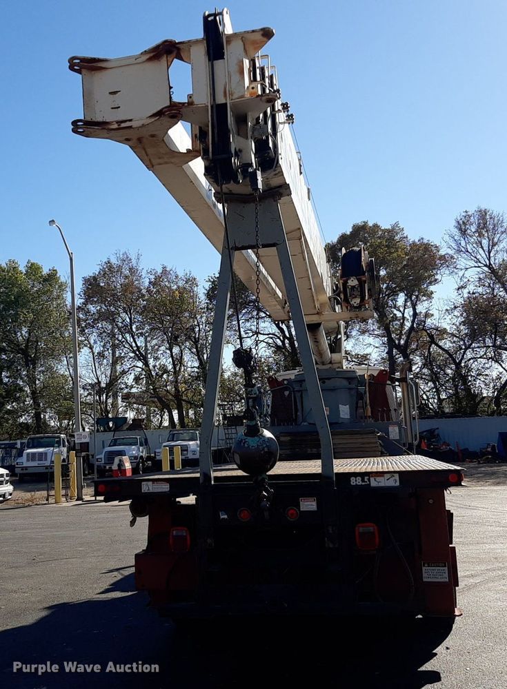 image for item OF9593 2002 Sterling LT7501  crane truck