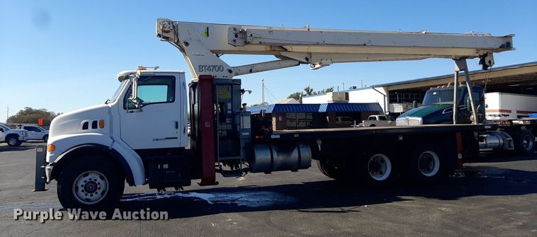 image for item OF9593 2002 Sterling LT7501  crane truck