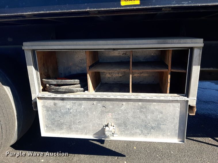 image for item OF9593 2002 Sterling LT7501  crane truck