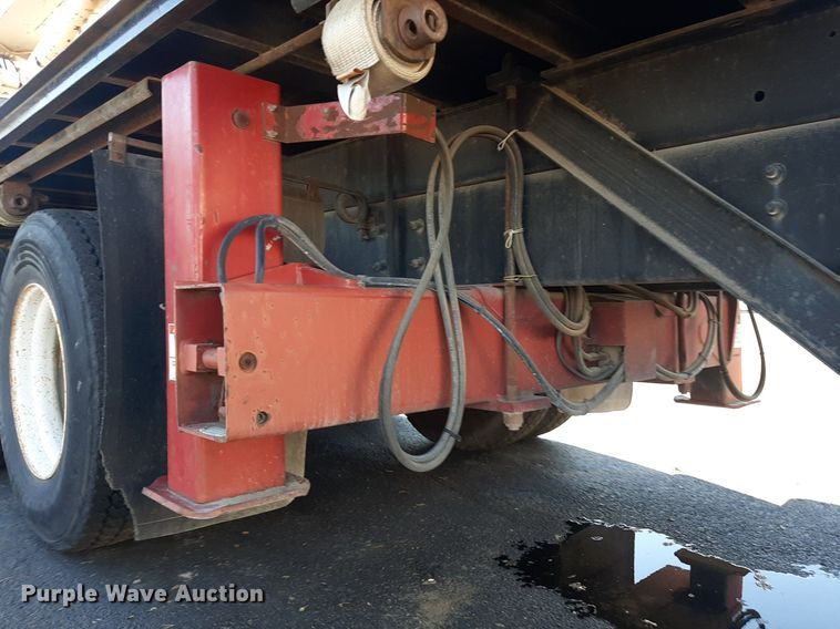 image for item OF9593 2002 Sterling LT7501  crane truck