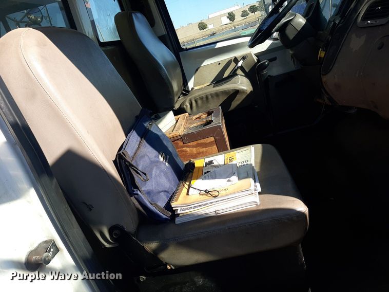 image for item OF9593 2002 Sterling LT7501  crane truck