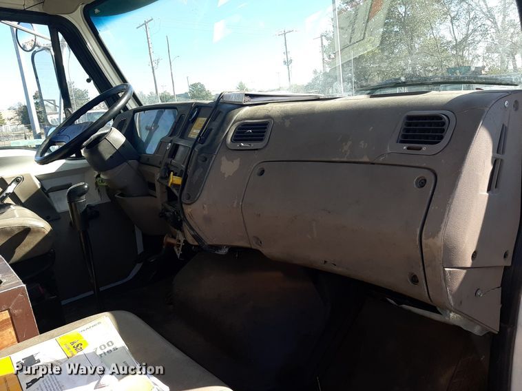 image for item OF9593 2002 Sterling LT7501  crane truck