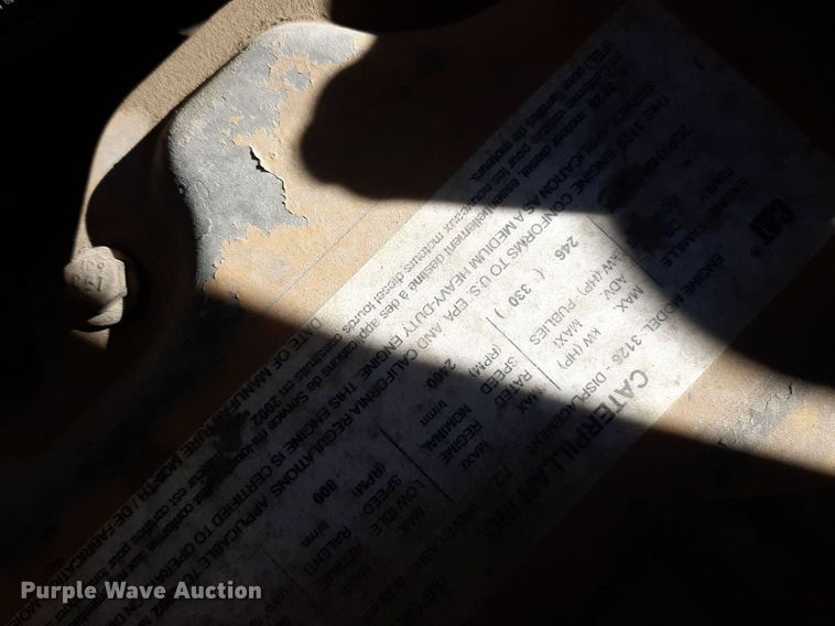 image for item OF9593 2002 Sterling LT7501  crane truck