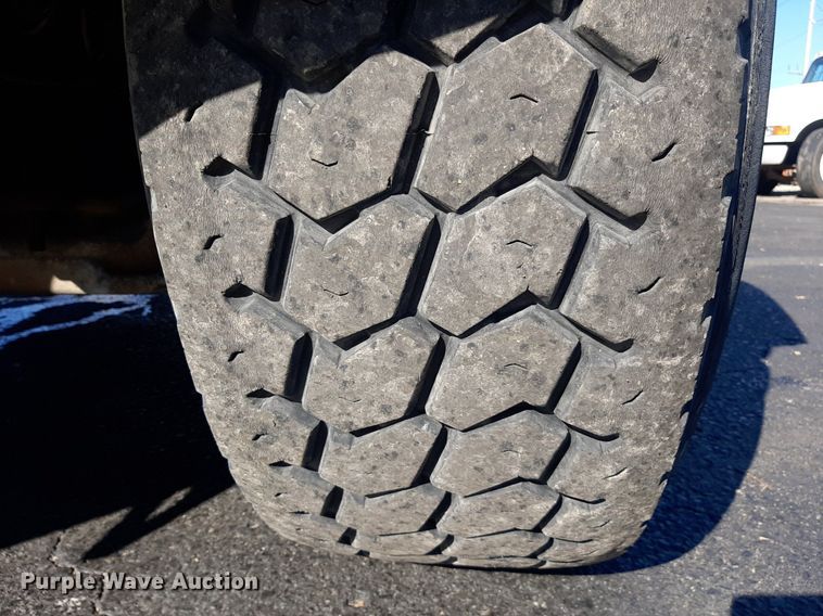 image for item OF9593 2002 Sterling LT7501  crane truck