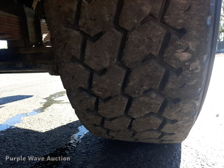 image for item OF9593 2002 Sterling LT7501  crane truck