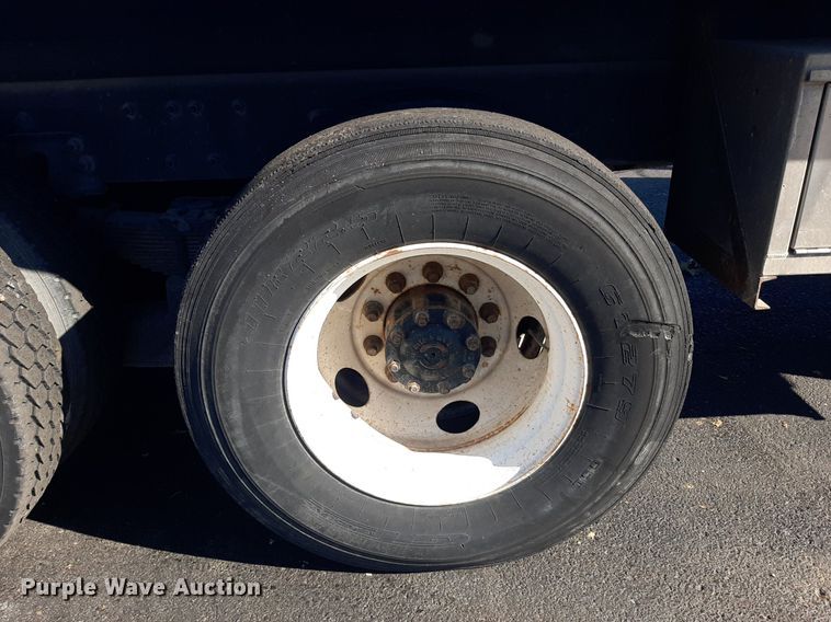 image for item OF9593 2002 Sterling LT7501  crane truck