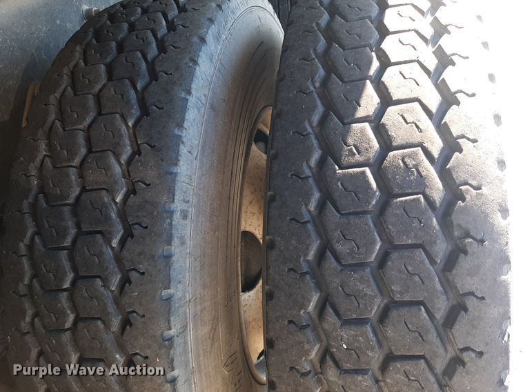 image for item OF9593 2002 Sterling LT7501  crane truck