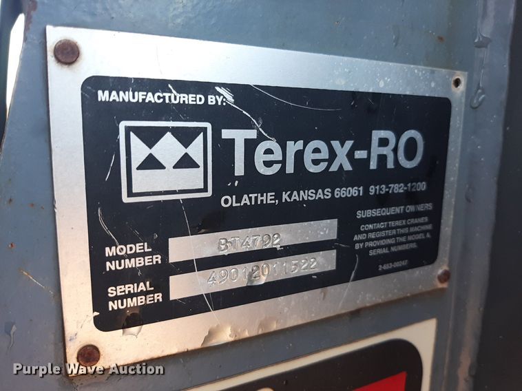 image for item OF9593 2002 Sterling LT7501  crane truck