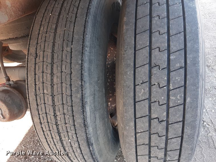 image for item OF9612 2006 Wabash  dry van trailer