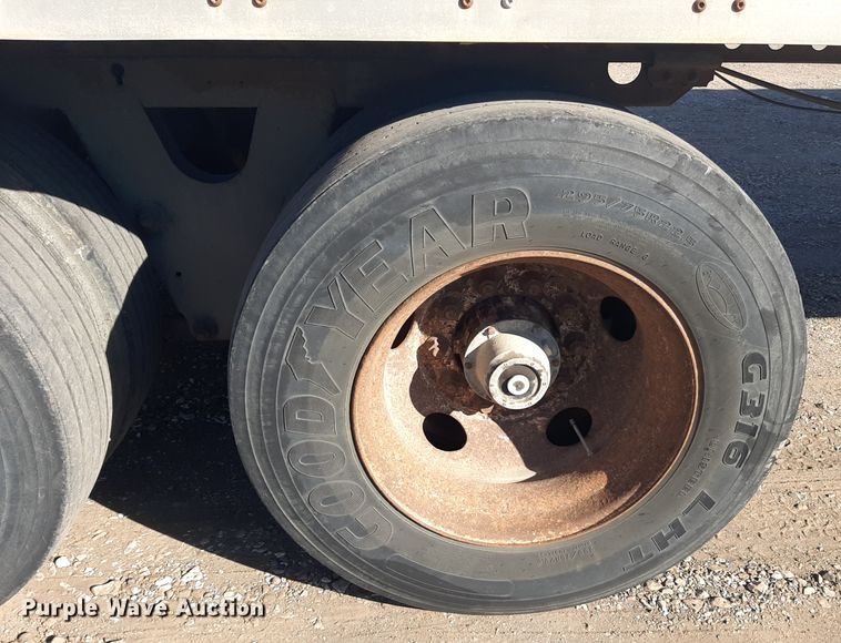 image for item OF9612 2006 Wabash  dry van trailer