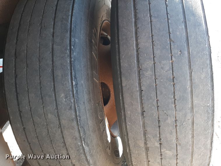 image for item OF9612 2006 Wabash  dry van trailer