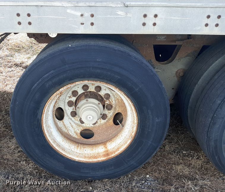 image for item OF9613 2005 Wabash  dry van trailer