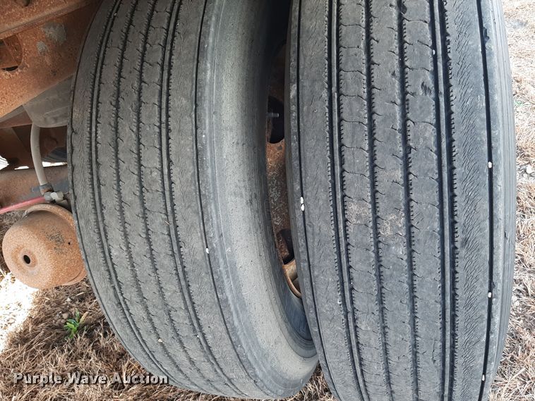 image for item OF9613 2005 Wabash  dry van trailer