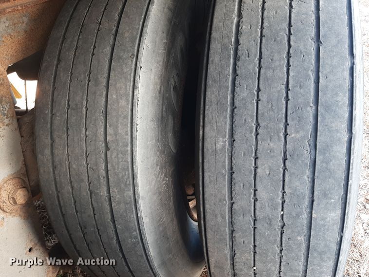 image for item OF9613 2005 Wabash  dry van trailer