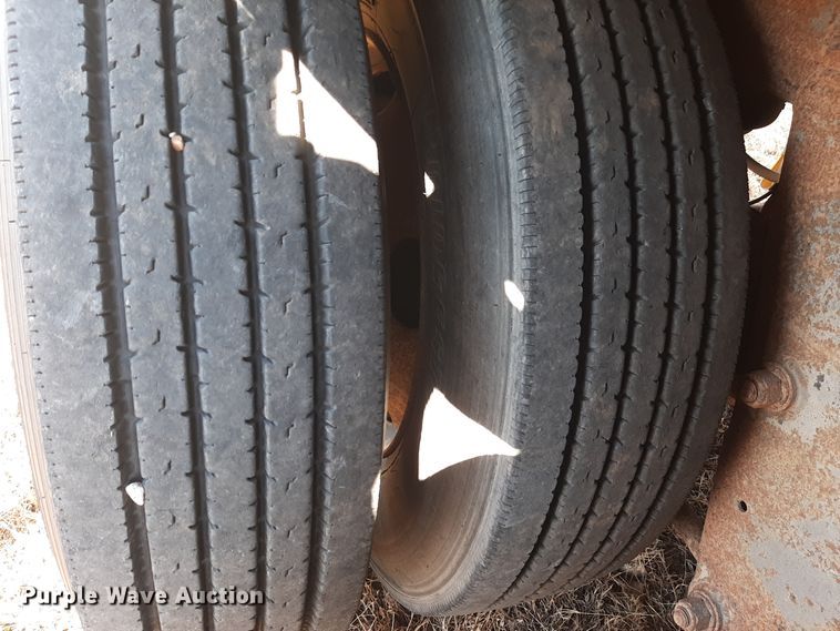 image for item OF9613 2005 Wabash  dry van trailer