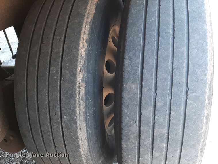 image for item OF9614 2004 Great Dane  dry van trailer