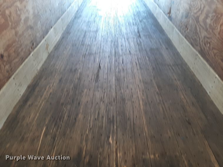 image for item OF9615 2004 Great Dane  dry van trailer