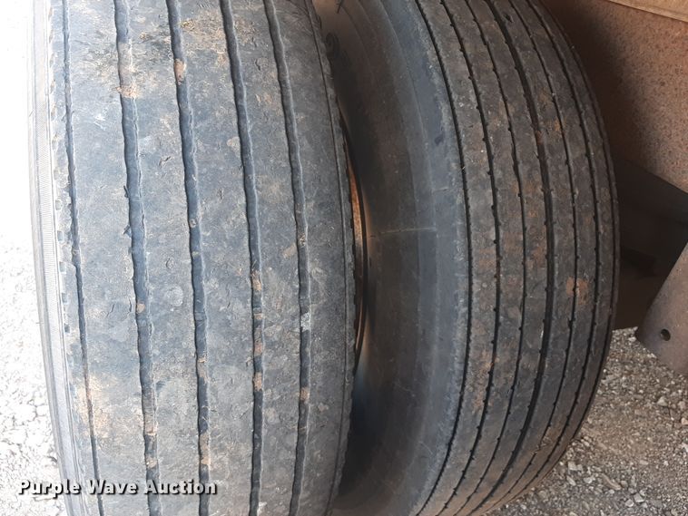 image for item OF9615 2004 Great Dane  dry van trailer